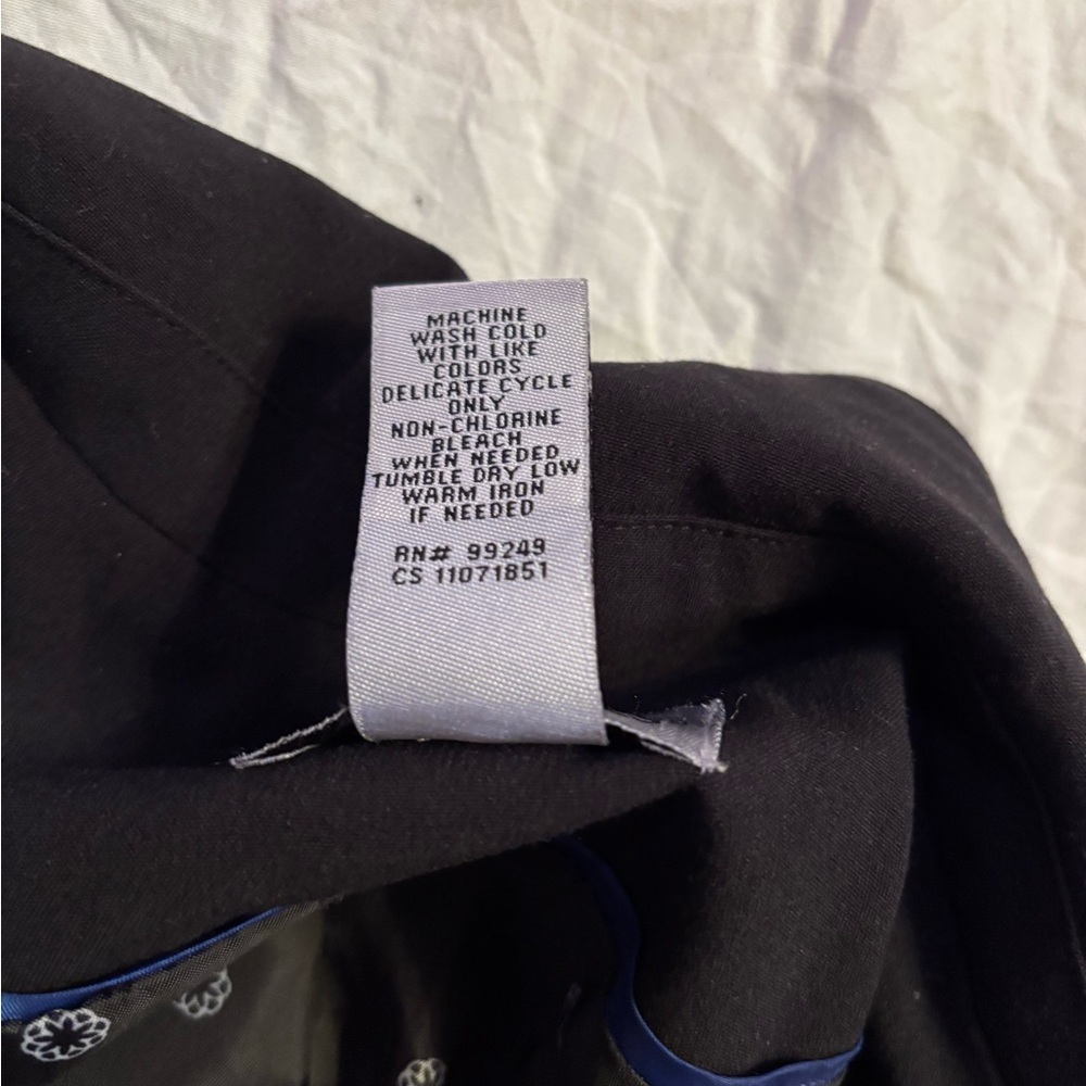 Catherine’s Lined Women’s Plus Size Black Blazer Suit Jacket 1X 18/20W +Pockets - Picture 5 of 11